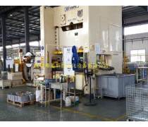 鋁板產(chǎn)品庫 類型、應(yīng)用與選購指南